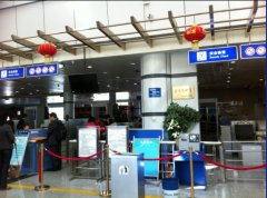 春運(yùn)車站機(jī)場(chǎng)如何快速過安檢門