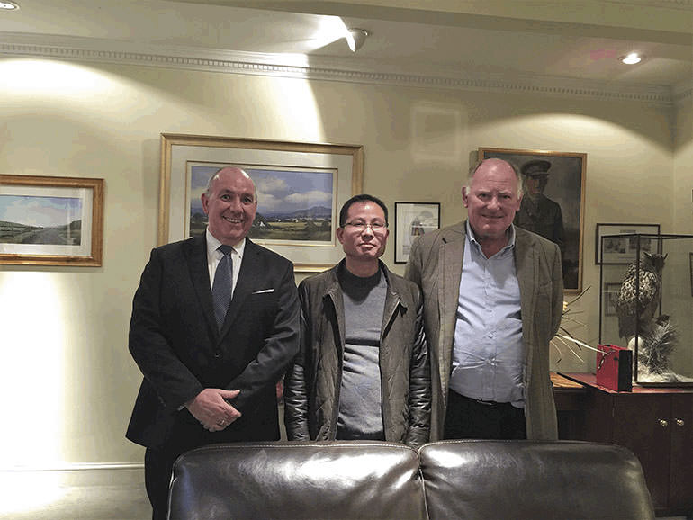 2014年，我司正式與英國SDMS公司簽署戰(zhàn)略合作協(xié)議，成為其在